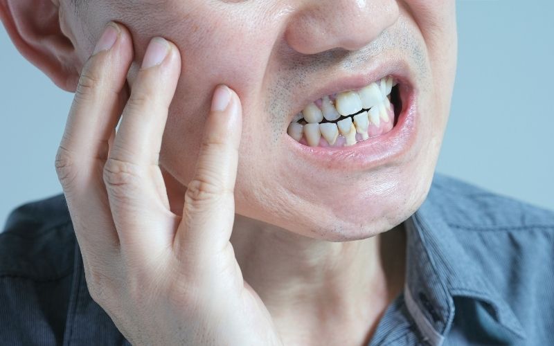 Hvorfor får man paradentose